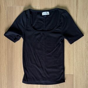 Universal Thread Black Short Sleeve Tee